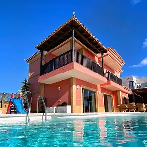 luxury-5-star-villa-with-amazing-sea-view-and-heated-pool.in-canary-islands.com/