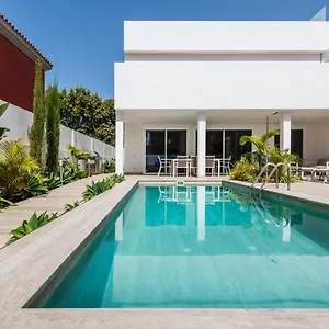 villa-deluxe-suites-maspalomas.in-canary-islands.com/